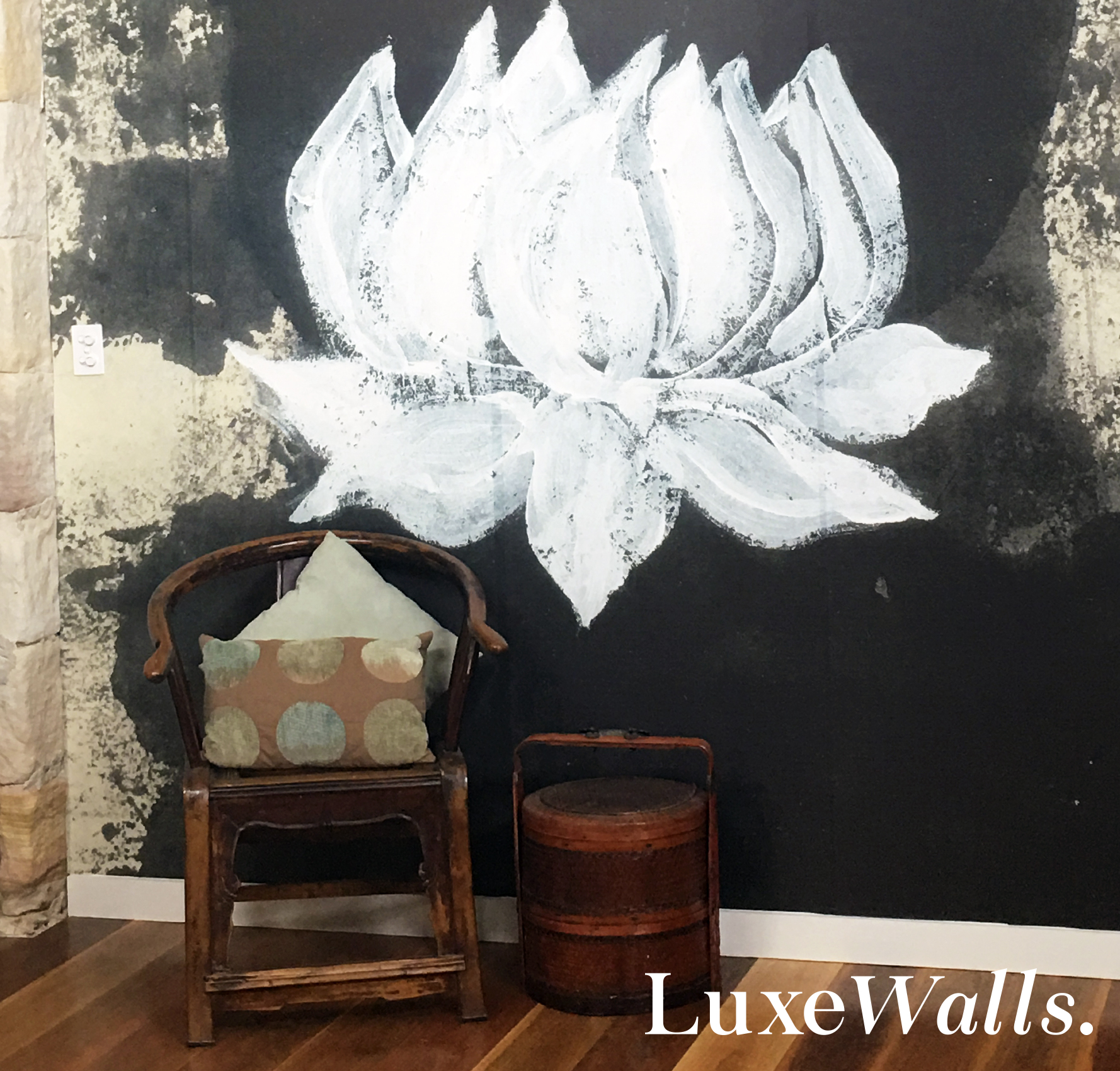 Zen Lilly Wallpaper