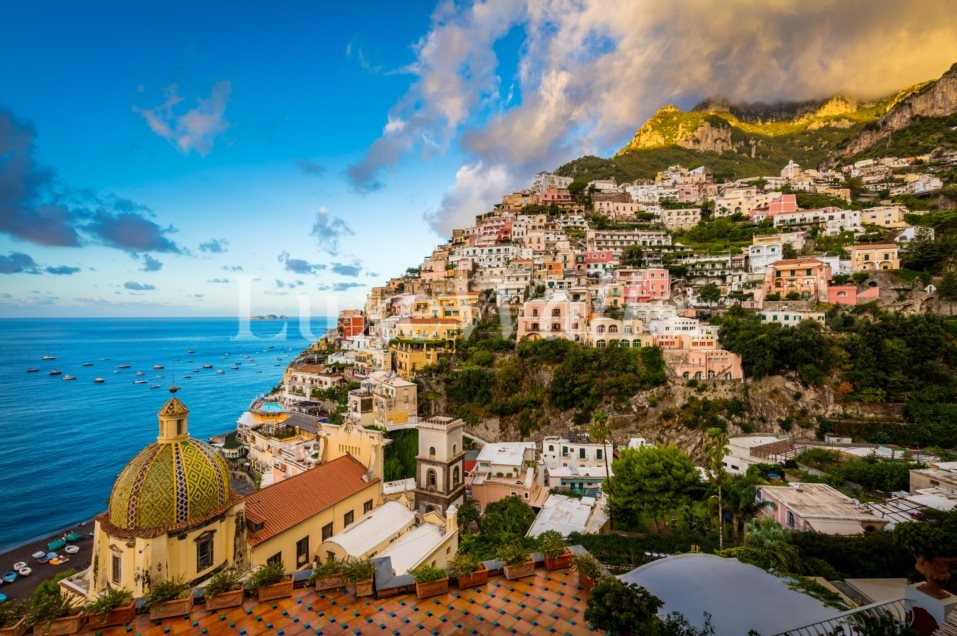 Positano Wallpaper | Luxe Walls - Removable Wallpapers